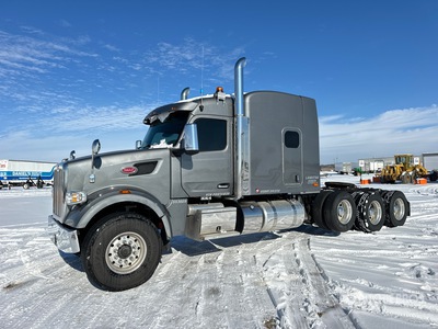 2023 Peterbilt 567 8x4 Heavy Haul Cabeza Tractora Cabina Dormitorio