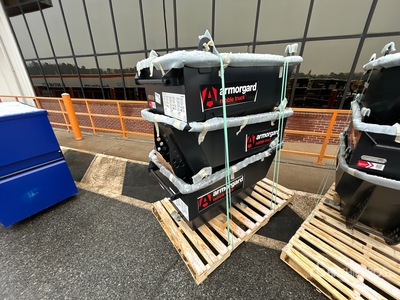 Quantity of (3) Armorgard RT400 Debris Box Divers - Industriel (Unused)