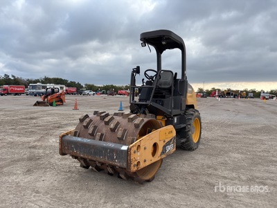 2018 Volvo SD45B Padfoot Drum Compactor