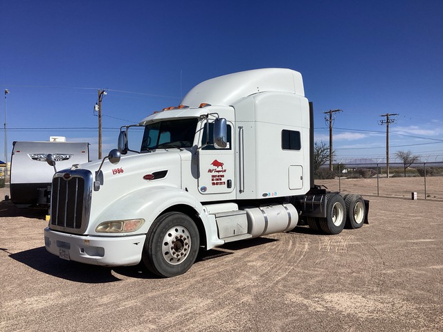 2011 Peterbilt 386 6x4 T/A Sleeper Truck Tractor