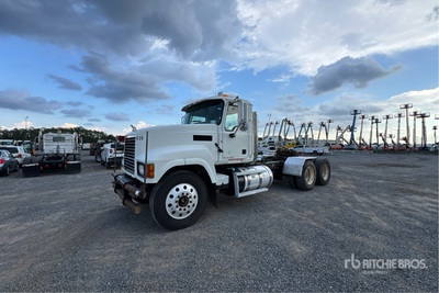 2013 Mack CHU613 6x4 Tracteur routier