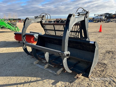 96 in Q/C Grapple Ag Tractor Bucket