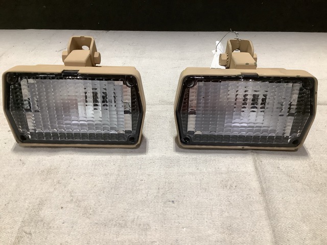 (136) BAE Systems R0042824 Backup Lights (136) BAE Systems R0042824 Backup Lights