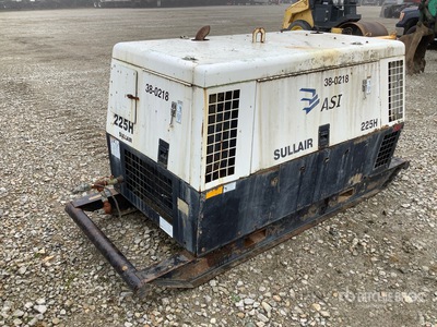 2007 Sullair 225H 225 cfm Skid-Mounted Air Compressor (Inoperable)