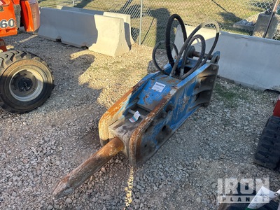 Okada ORV1500 12 in Trituradora hidráulica