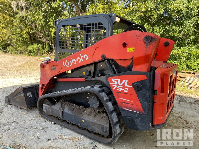 MINI CARGADOR SOBRE ORUGAS 2023 KUBOTA SVL752
