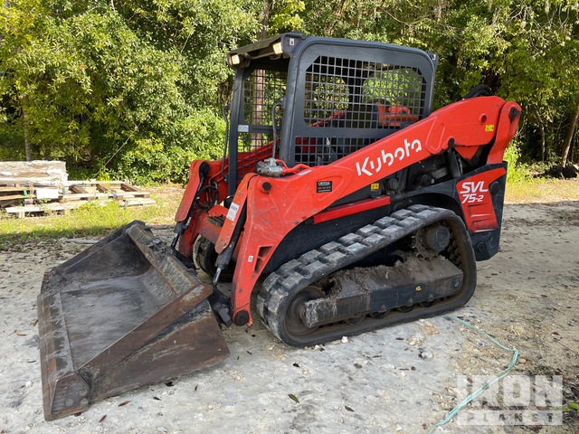 MINI CARGADOR SOBRE ORUGAS 2023 KUBOTA SVL752
