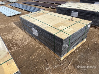 Quantity of (100) 2025 3.ft 6 in x 7 ft 6 Gauge Wire Mesh (Unused)