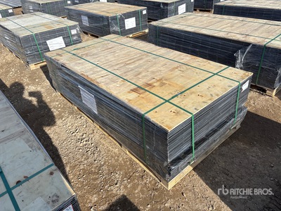 Quantity of (100) 2025 3.ft 6 in x 7 ft 6 Gauge Wire Mesh (Unused)