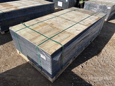 Quantity of (100) 2025 3.ft 6 in x 7 ft 6 Gauge Wire Mesh (Unused)