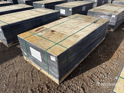 Quantity of (100) 2025 3.ft 6 in x 7 ft 6 Gauge Wire Mesh (Unused)