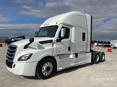 2021 Freightliner Cascadia 126 6x4 T/A Sleeper Truck Tractor