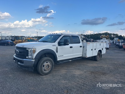 2019 Ford F-550 XL 4x4 Crew Cab Camion de service