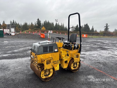 1999 Sakai SW250 Rodillo Tándem