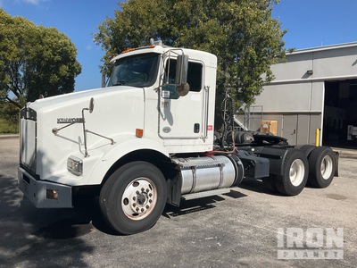 2014 Kenworth T800 6x4 Cabeza Tractora Cabina Corta