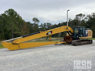 2019 Cat 326FL Long Reach Tracked Excavator