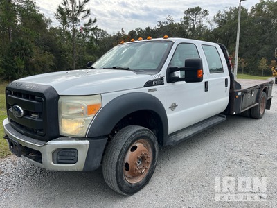 2015 Ford F-550 4x4 Crew Cab Flatbed Truck
