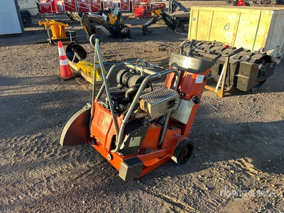 Husqvarna FS524 を見 Walk Behind - Concrete Saw