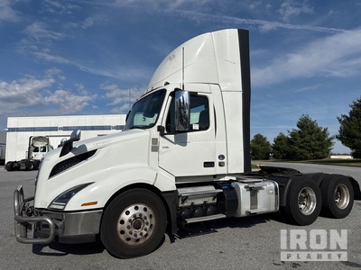 2020 Volvo VNL 300 6x4 トラックトラクター（T/A）