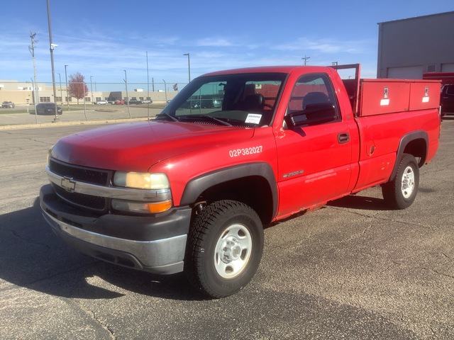 2002 Chevrolet 2500 HD 4x2 Pickup 2002 Chevrolet 2500 HD 4x2 Pickup