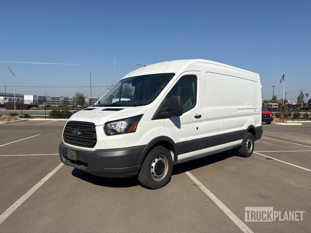 1FTYR2CM7JKA80017 Ford Transit Connect Photo 1