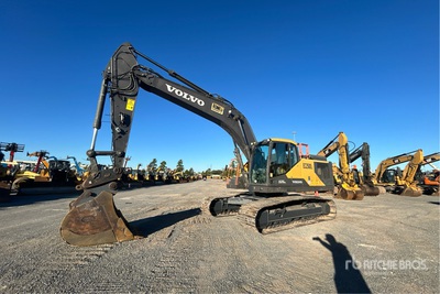 2022 Volvo EC250E Tracked Excavator