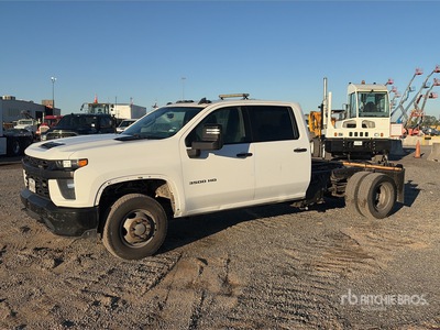 2020 Chevrolet Silverado 3500HD 4x4 Cab and Chassis