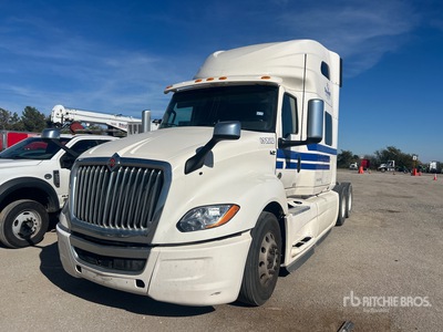 2018 International LT625 6x4 Cabeza Tractora Cabina Dormitorio