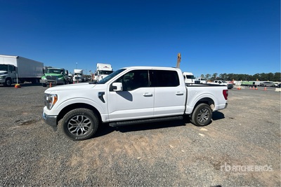 2021 Ford F-150 Lariat 4x4 Crew Cab بيك اب