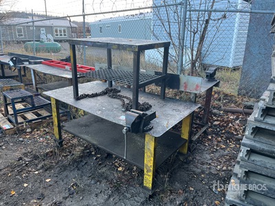 Quantity of (2) Steel Work Benches Articoli da ferramenta e di consumo