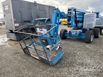 2015 Genie Z-45/25J 4WD Dual Fuel Articulating Boom Lift