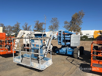 2015 Genie Z-45/25J 4WD Dual Fuel Articulating Boom Lift