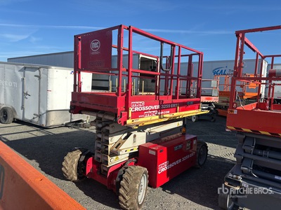 2016 MEC 3259ERT Electric Scissor Lift