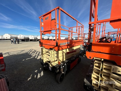 2018 JLG 4045R Electric Scissor Lift