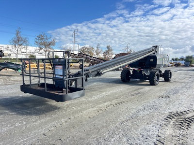 2014 JLG 800S 4WD Dual Fuel Piattaforma monobraccio
