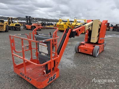 2015 JLG E300 AJP 2WD Electric Nacelle articulée