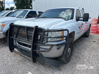 2013 Chevrolet Silverado 2500 HD 4x4 Extended Cab Pickup