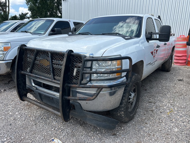 2013 Chevrolet Silverado 2500 HD 4x4 Extended Cab Pickup 2013 Chevrolet Silverado 2500 HD 4x4 Extended Cab Pickup