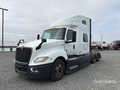 2022 International LT625 6x4 T/A Sleeper Truck Tractor