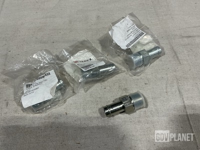 (429) Terex 12022013 Pipe to Hose Straight Adapters