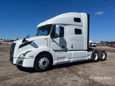 2019 Volvo VNL760 6x4 Ciągnik siodłowy T/A z kabiną sypialną