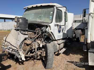 2016 Freightliner M2 106 6x4 Tractocamion con Dormitorio (Solo Partes) / Parts Only T/A Day Cab Truck Tractor (Inoperable)