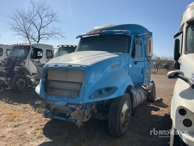 2012 International ProStar 6x4 Tractocamion con Dormitorio (INOPERABLE) / Cabeza Tractora Cabina Dormitorio (Inoperable)