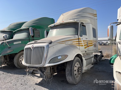 2012 International ProStar 6x4 Tractocamion con Dormitorio (INOPERABLE) / Cabeza Tractora Cabina Dormitorio (Inoperable)