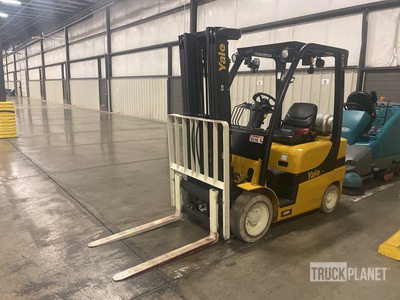2022 Yale GC050LX 4800 lb Cushion Tire Forklift