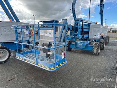 2014 Genie Z-45/25J 4WD Dual Fuel Articulating Boom Lift