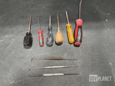 (500) Assorted Hand Tools