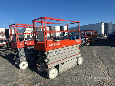 2015 Skyjack SJIII3226 Electric Scissor Lift