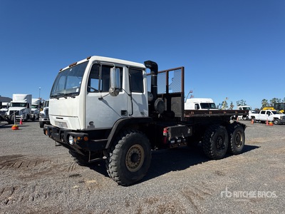2012 6x6 Extended Cab Flatbed Truck