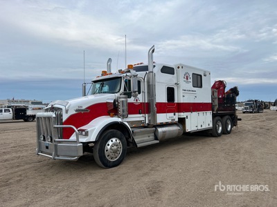 2008 Kenworth T-800 6x4 Sleeper Service Truck